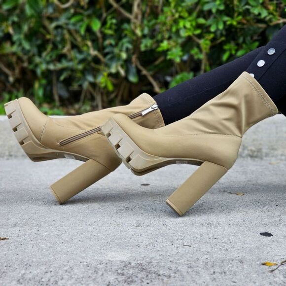 Women's Platform Ankle Chunky Heel Boots Taupe Color - Picture 2 of 5